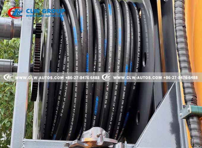 18m³ Combination Sewer Cleaning & Vacuum Truck in working environment