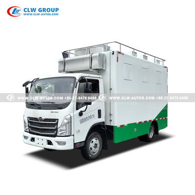 Foton Linghang M5 Mobile Kitchen Truck with China National VI Emission Standards 150 HP Diesel Engine and Fully-Equipped Kitchen