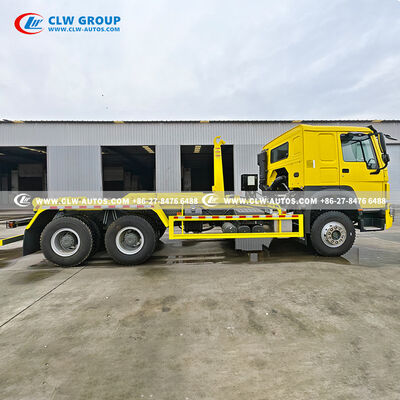 HOWO Heavy-Duty Hook Lift Garbage Truck with Powerful Hydraulic System, Sturdy Build, and Smart Safety Features